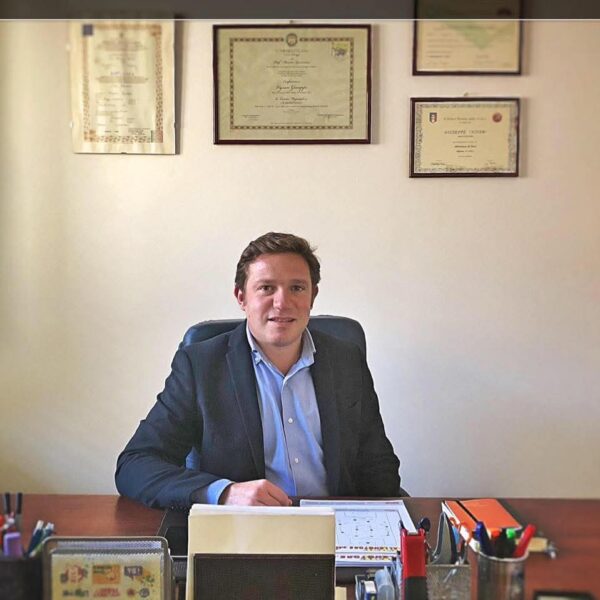 Educazione tra ideali e realtà: intervista al prof. Vigneri”