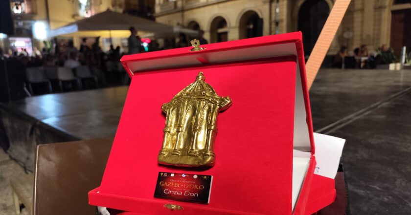 Il “Gazebo d’Oro” accende Caltagirone: premiate le eccellenze siciliane tra cultura, arte e memoria