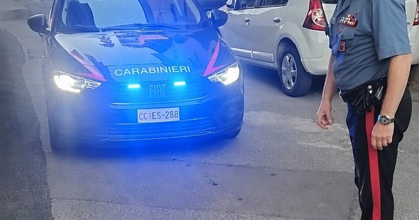 Pestato a sangue in strada per gelosia, morirà poco dopo l’arrivo in ospedale