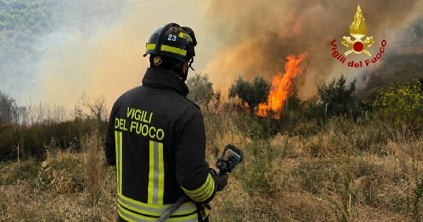 Roma non trova pace sul fronte degli incendi