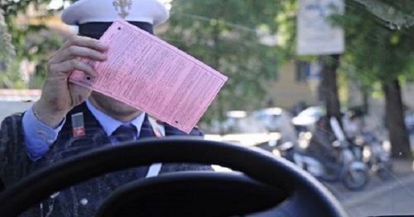 Dopo 5 anni alla fine la spunta: multa per divieto di sosta, annullata
