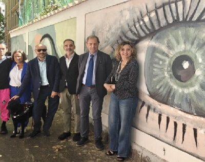 A Testaccio il murale tattile “visibile” da privi di vista e ipovedenti